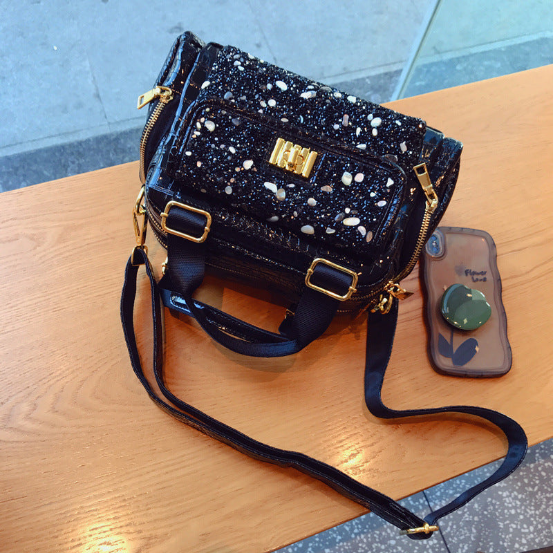 Women's Large Capacity Diamond Shoulder Bag – Versatile Portable Casual Handbag