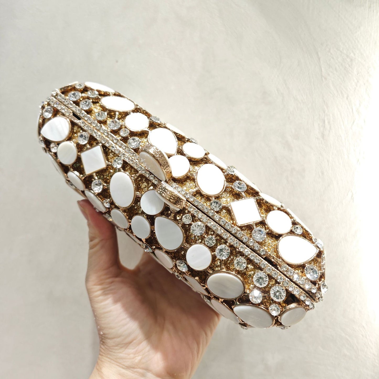 Women's Full Diamond Crystal Shell Clutch Bag – Hollow Evening Dinner Bag