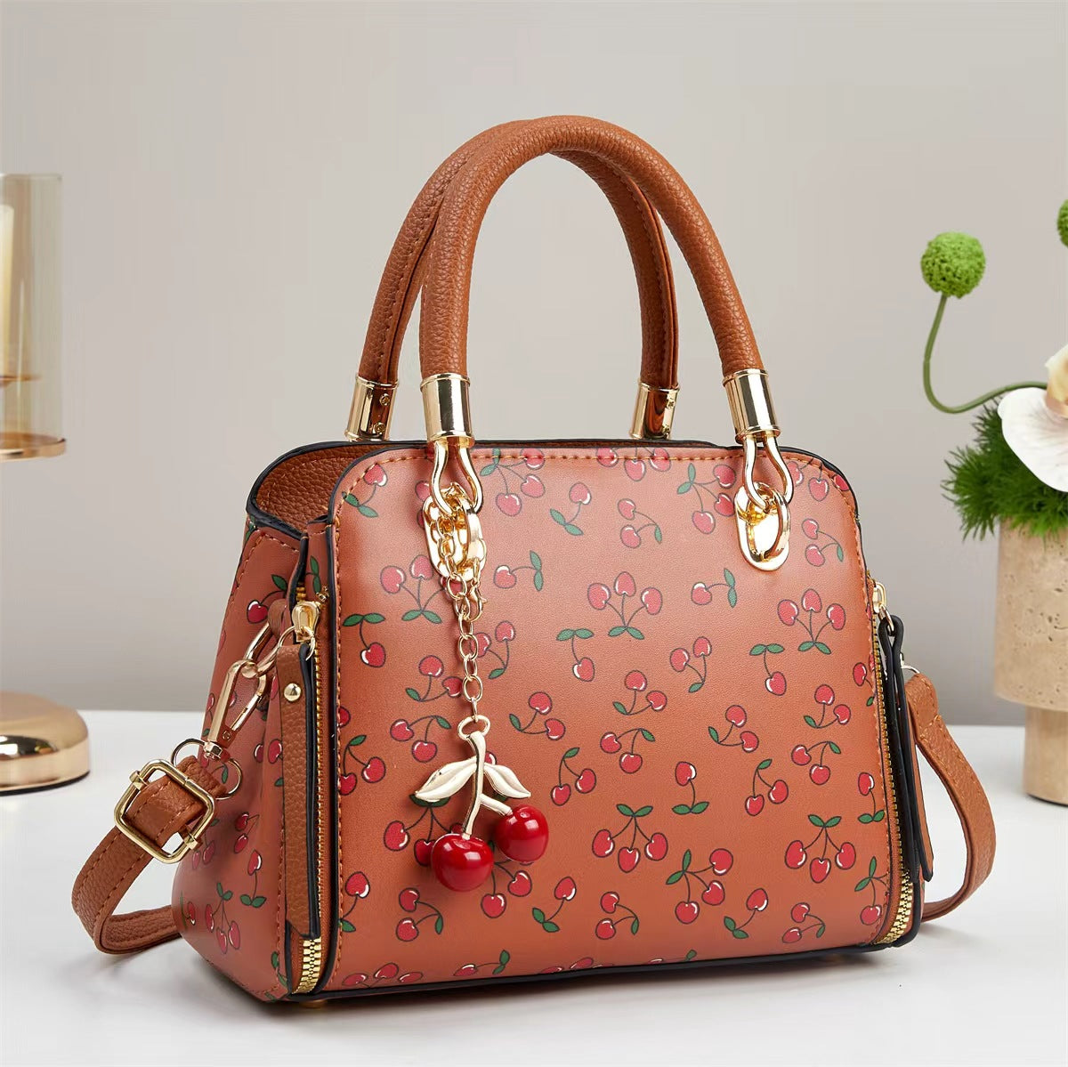 Women's Elegant Premium Handbag – Sophisticated Luxury Shoulder Bag