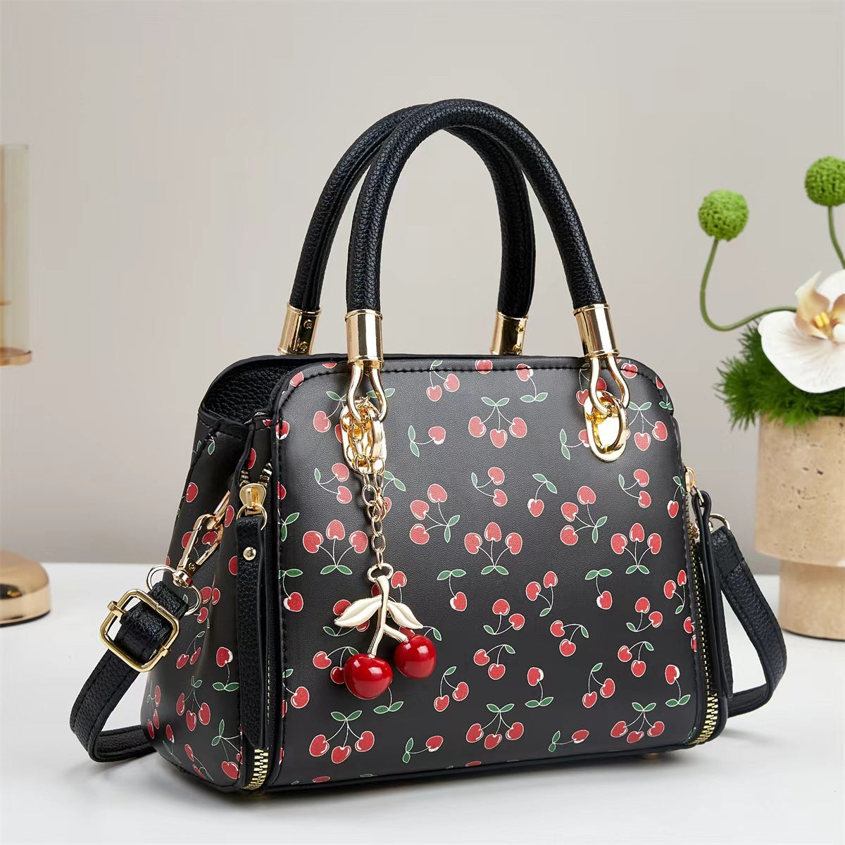 Women's Elegant Premium Handbag – Sophisticated Luxury Shoulder Bag