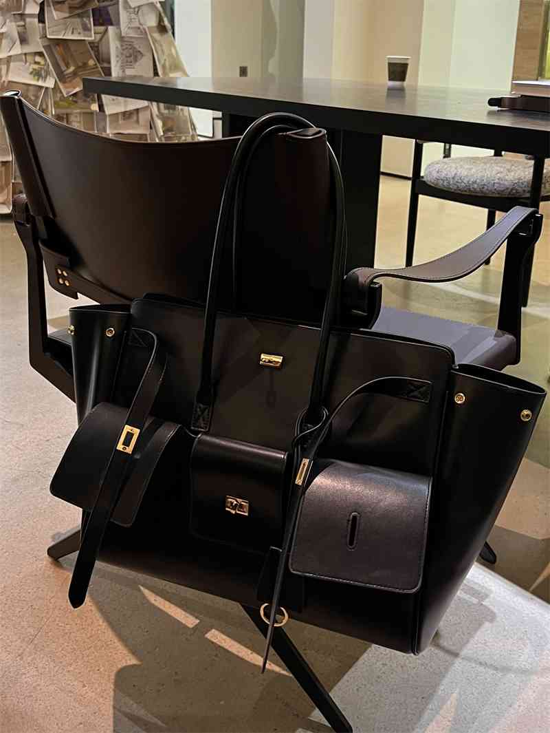 Women's Large Capacity Wings Style Commuter Tote Bag – Shoulder Handbag