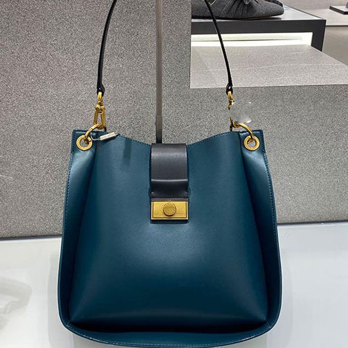 Women's Round Buckle Axe-Shape Tote Bag – Solid Colour PU Commuter Handbag