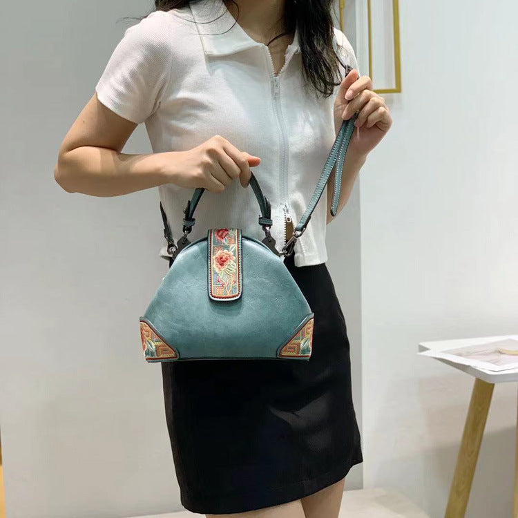 Women's Chinese Embroidery Shell Bag – Retro Cheongsam Floral Shoulder & Messenger Bag