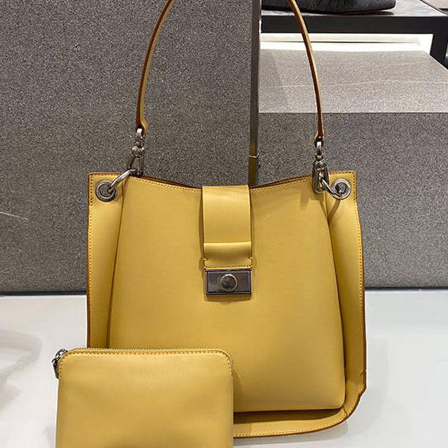 Women's Round Buckle Axe-Shape Tote Bag – Solid Colour PU Commuter Handbag