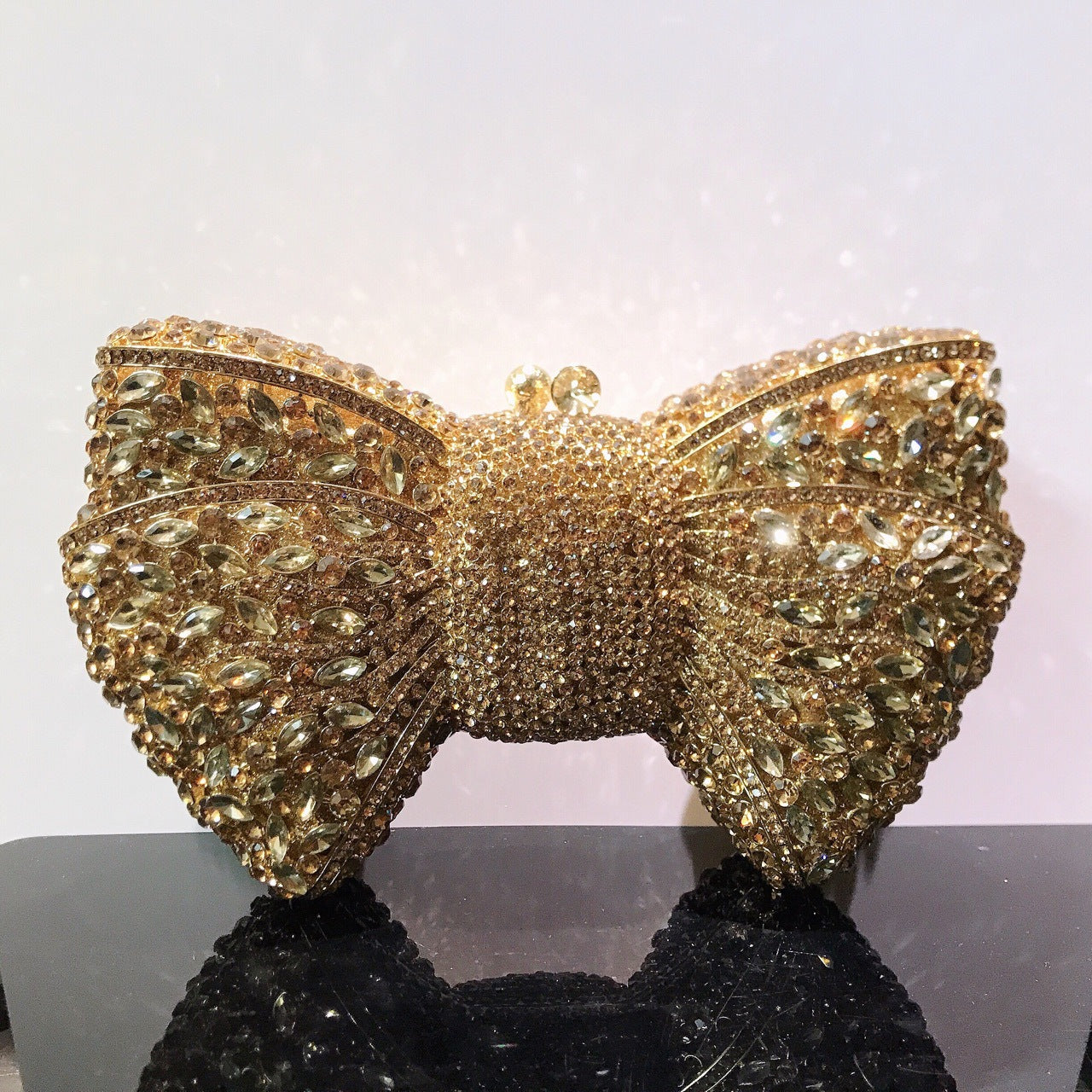 Women's Bow Diamond Rhinestone Clutch – Hard Metal Evening Bag in 22 Colours