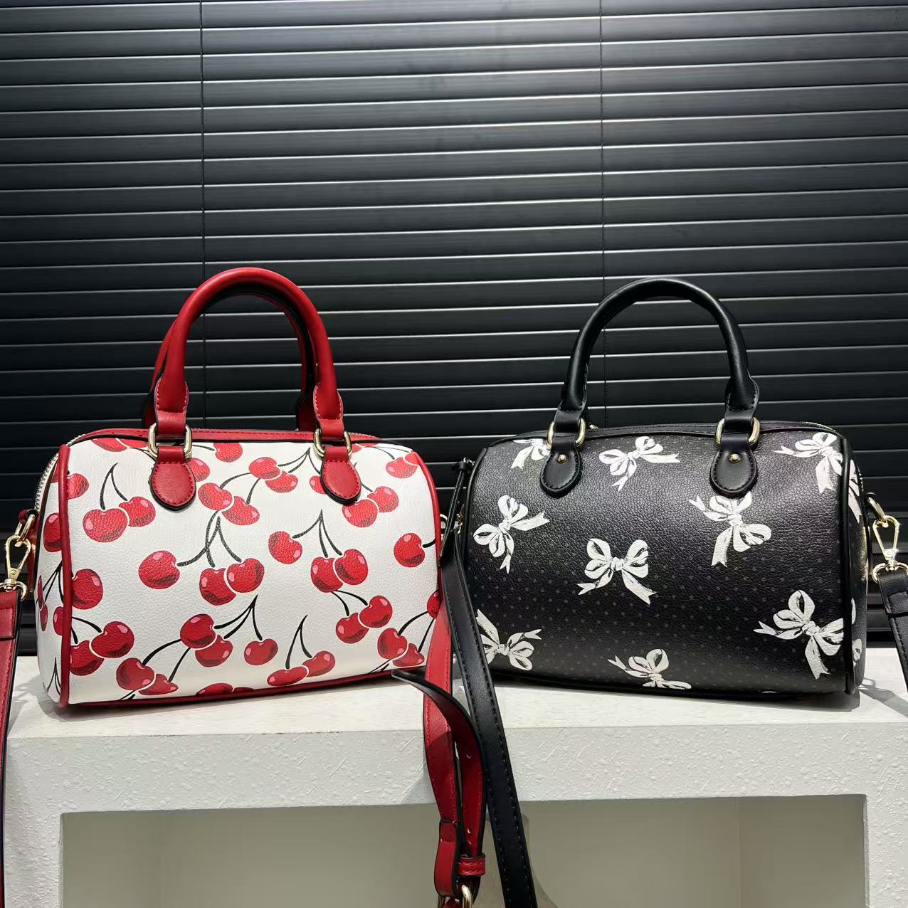 Women's Soft Leather Patchwork Handbag – Cute & Easy to Match Everyday Bag