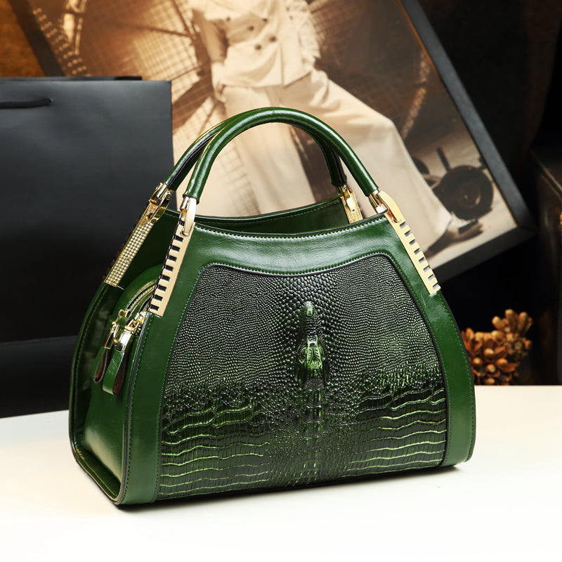 Women's Crocodile Pattern Cowhide Shoulder Bag – Large Dumpling Shape Messenger Handbag