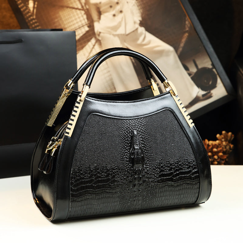 Women's Crocodile Pattern Cowhide Shoulder Bag – Large Dumpling Shape Messenger Handbag