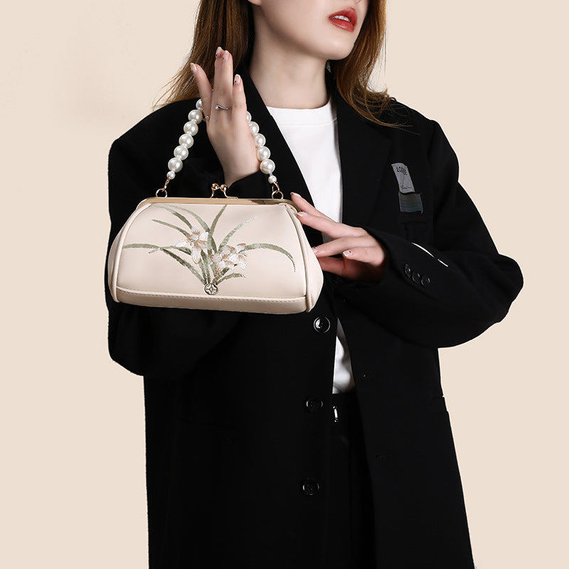 Women's Embroidered Shell Shoulder Bag – Soft PU Casual Handbag in Beige