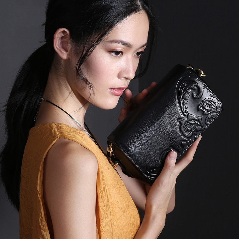 Women's First Layer Cowhide Small Crossbody Bag – Compact Genuine Leather Messenger Bag