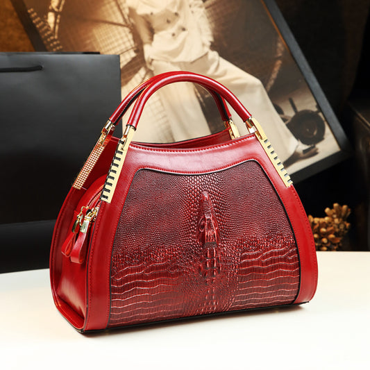 Women's Crocodile Pattern Cowhide Shoulder Bag – Large Dumpling Shape Messenger Handbag