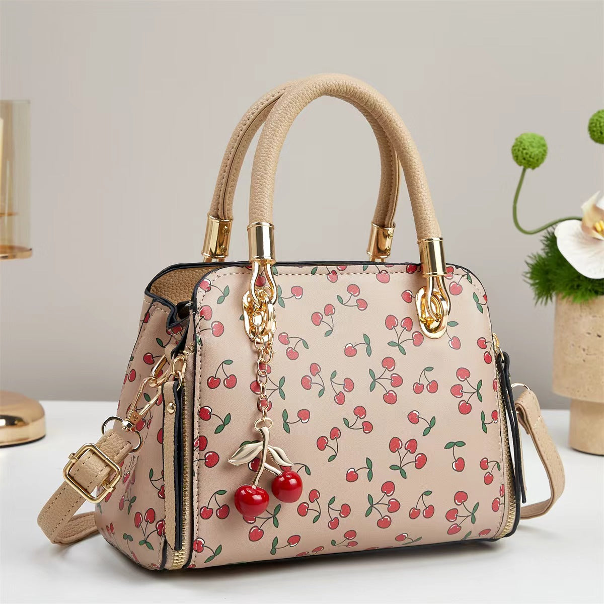 Women's Elegant Premium Handbag – Sophisticated Luxury Shoulder Bag