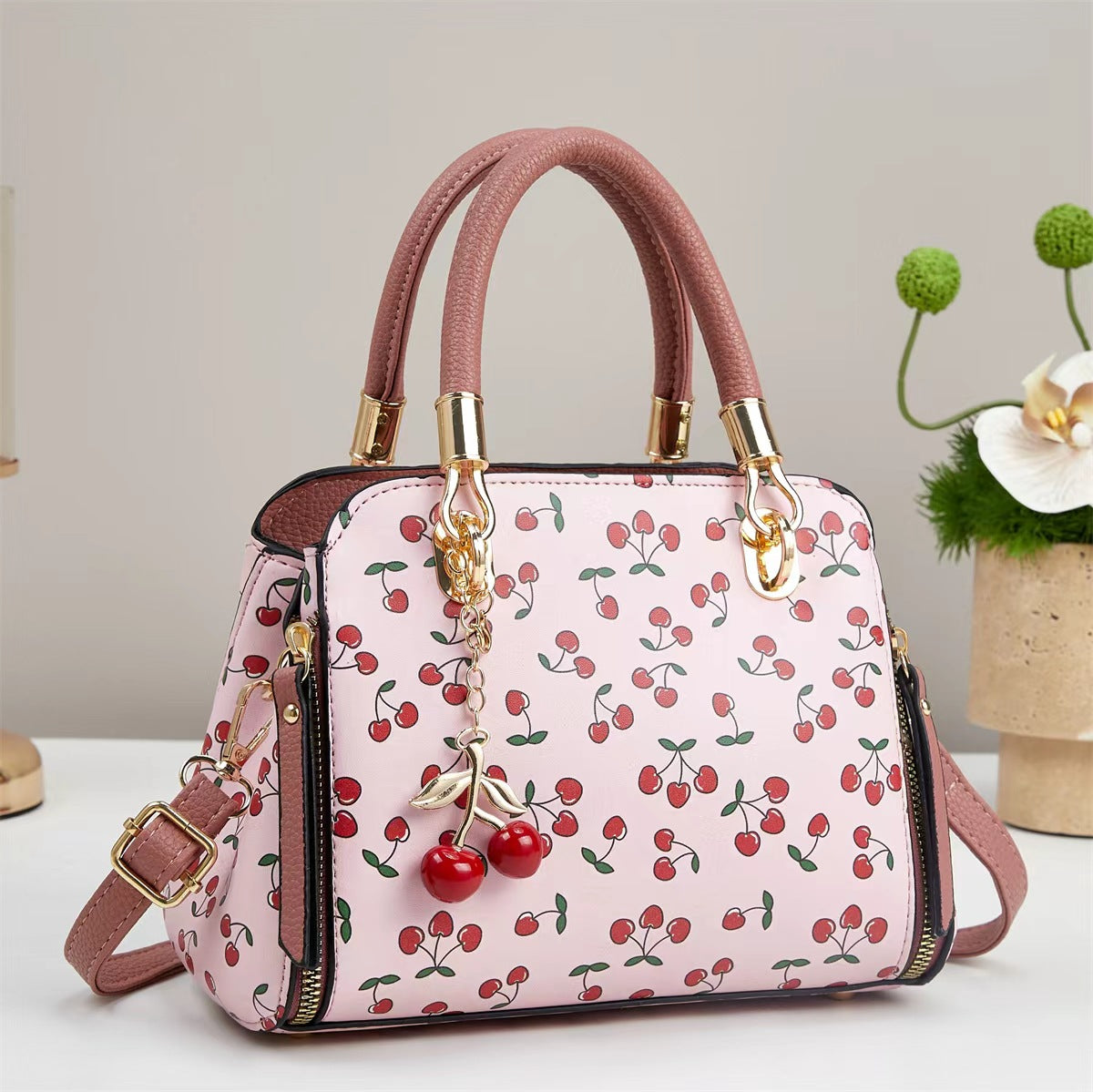 Women's Elegant Premium Handbag – Sophisticated Luxury Shoulder Bag