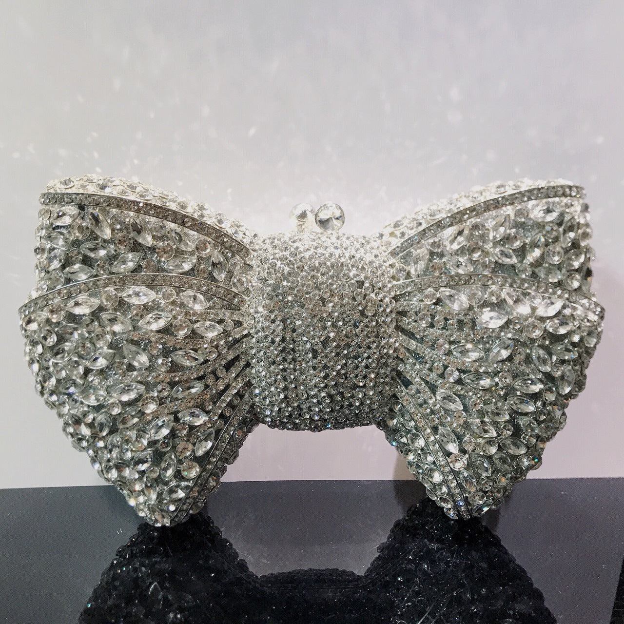 Women's Bow Diamond Rhinestone Clutch – Hard Metal Evening Bag in 22 Colours