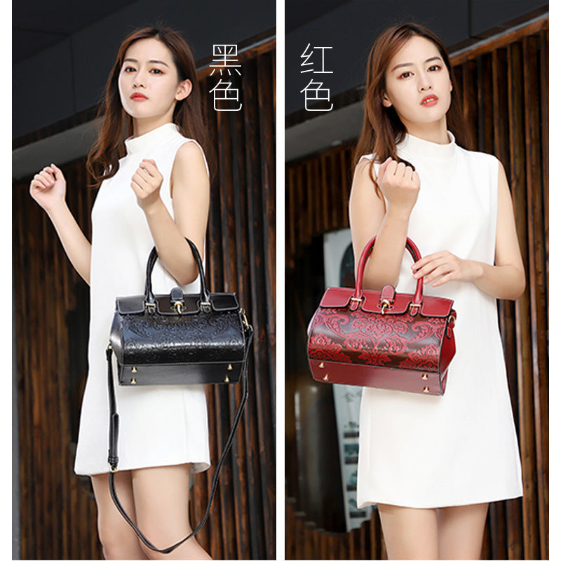 Women's Vintage Crossbody Bag – Retro Fashion Shoulder Handbag